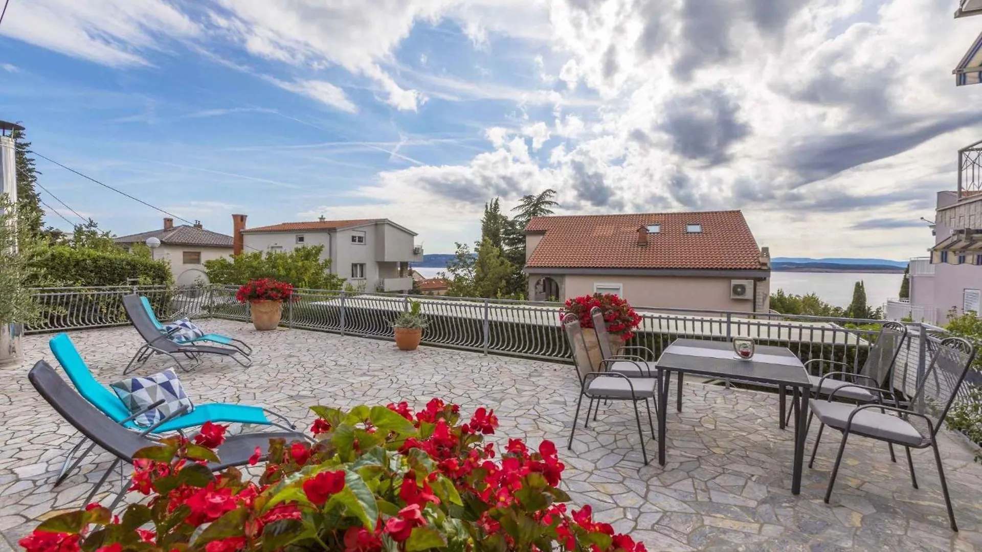 One-Bedroom Apartment In Crikvenica I Dramalj